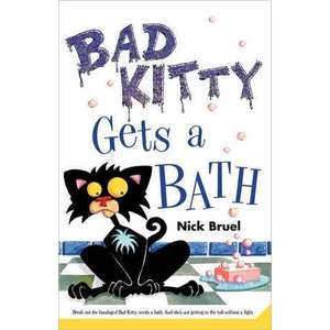 Bad Kitty Gets a Bath imagine