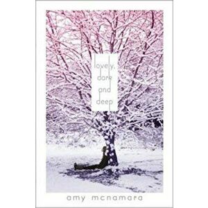 Lovely, Dark and Deep, Paperback - Amy McNamara imagine