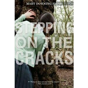 Stepping on the Cracks, Paperback - Mary Downing Hahn imagine