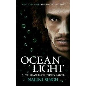 Ocean Light, Paperback imagine