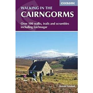 Walking in the Cairngorms, Paperback - Ronald Turnbull imagine