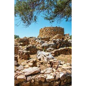 Sardinia: Megalithic Island. From Menhirs to Nuraghi: Stories of Stone in the Heart of the Mediterranean, Hardback - *** imagine