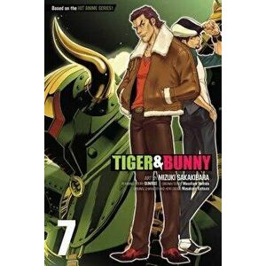 Tiger & Bunny, Volume 7, Paperback - Mizuki Sakakibara imagine