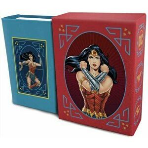 DC Comics: Wonder Woman: Wisdom Through the Ages, Hardback - Mike Avila imagine