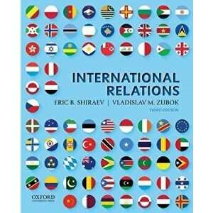 International Relations, Paperback - Eric Shiraev imagine