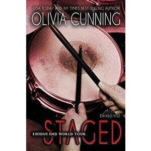 Staged, Paperback - Olivia Cunning imagine