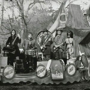 Consolers Of The Lonely | The Raconteurs imagine